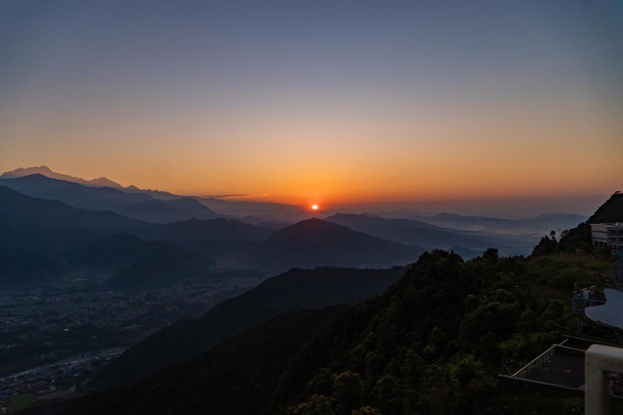 Sarangkot Mountain Lodge بوكْرا المظهر الخارجي الصورة