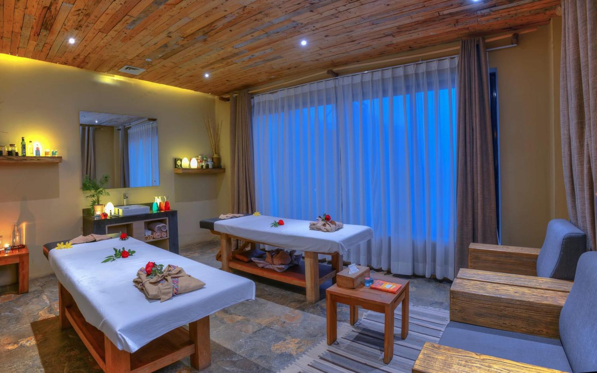 Sarangkot Mountain Lodge بوكْرا المظهر الخارجي الصورة